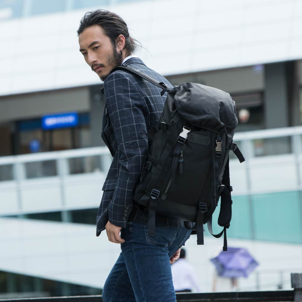 deya Bristol Backpack - Dark Blue